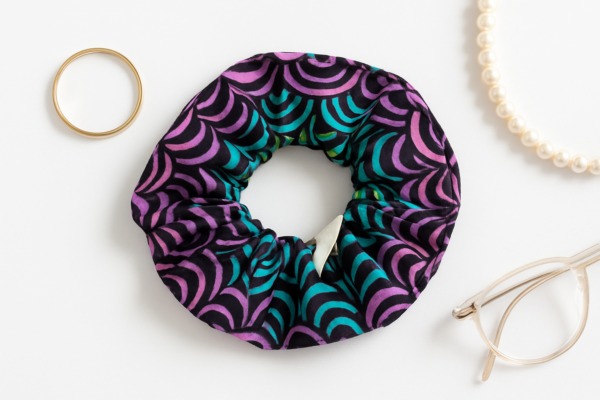 Rainbow scrunchie - Image 2